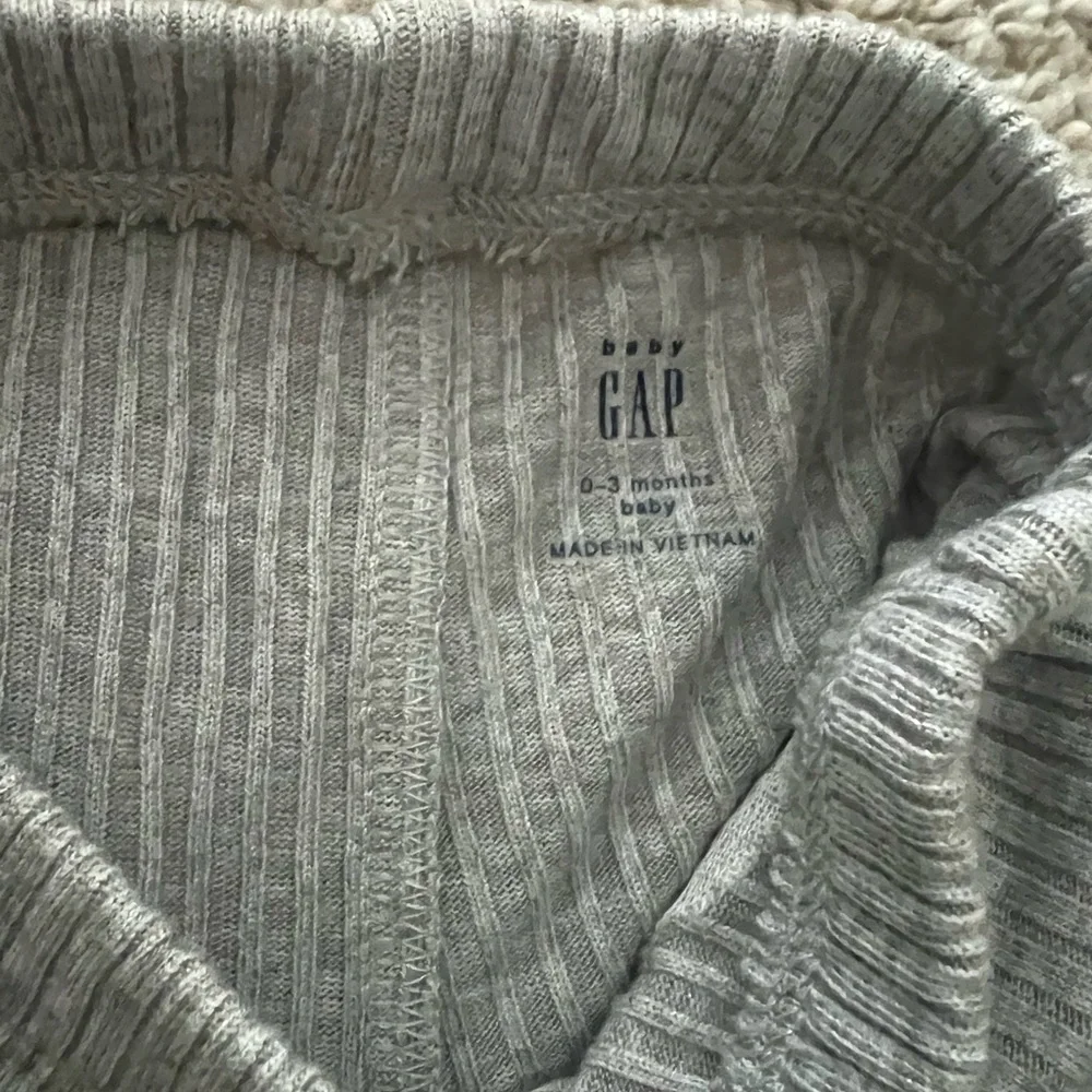 NEW two piece baby girl set - Picture 2 of 2